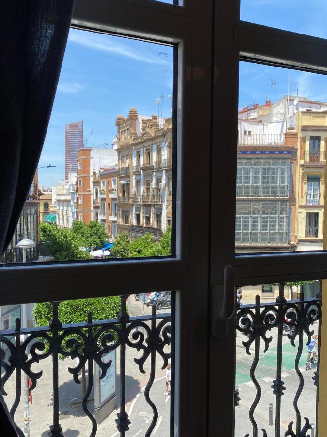 세비야 Quattro Puente De Triana 아파트 외부 사진